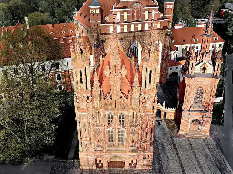 Basilica di Sant'Anna Vilnius